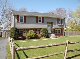 15 Donna Rd, Woburn, MA 01801