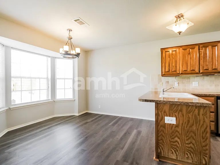 19713 E 38th Pl S — Photo 6