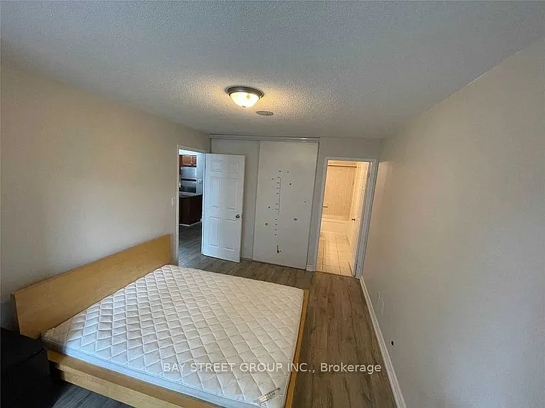 35 Hollywood Ave #217 — Photo 5
