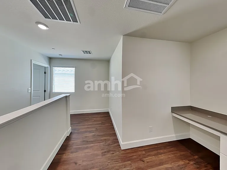 252 Yasmin Daylily Pl — Photo 9
