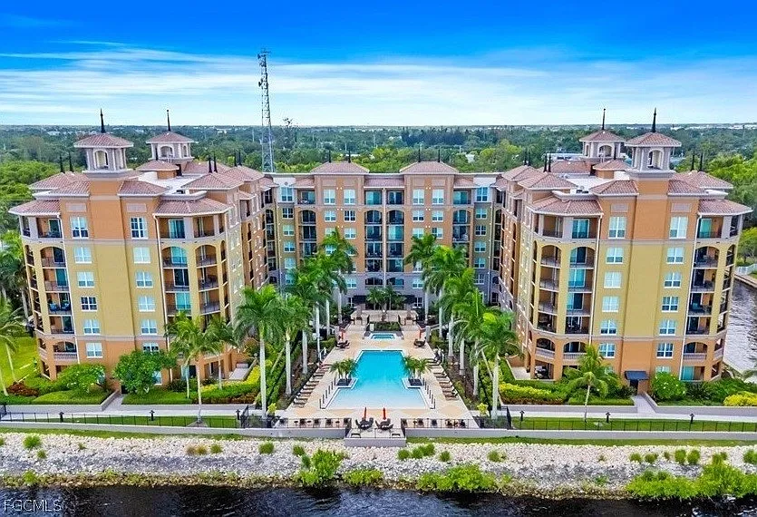 2825 Palm Beach Blvd #409