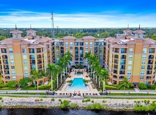 2825 Palm Beach Blvd APT 409, Fort Myers, FL 33916