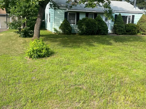 428 Litchfield Drive, Windsor Locks, CT 06096