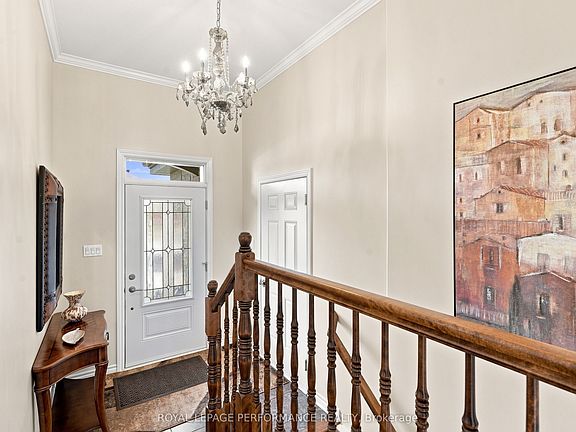 4th image of 356 Belle Rive St