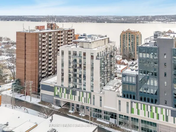 111 Worsley St #Gph5, Barrie, ON L4M 0J5