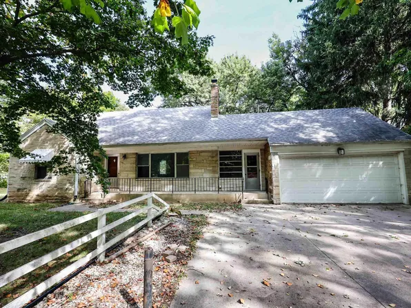 4714 Taylor Rd, Fort Wayne, IN 46804