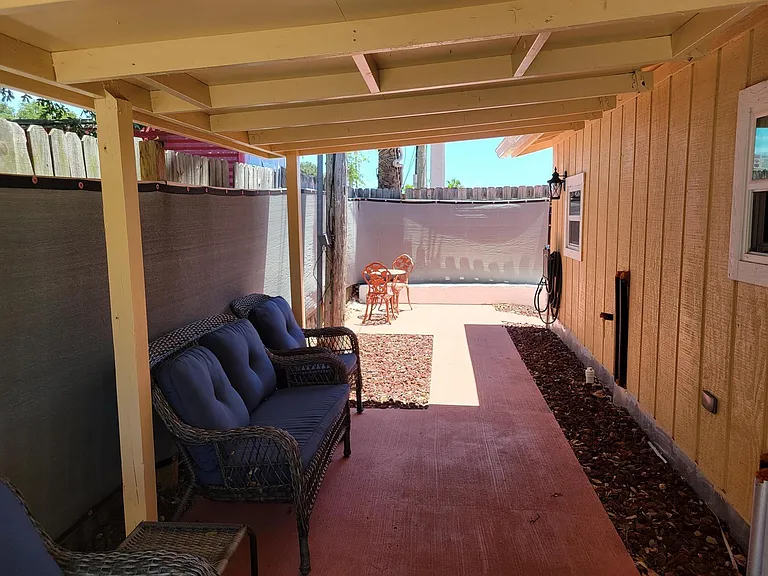 3124 NE Skyline Dr — Photo 20