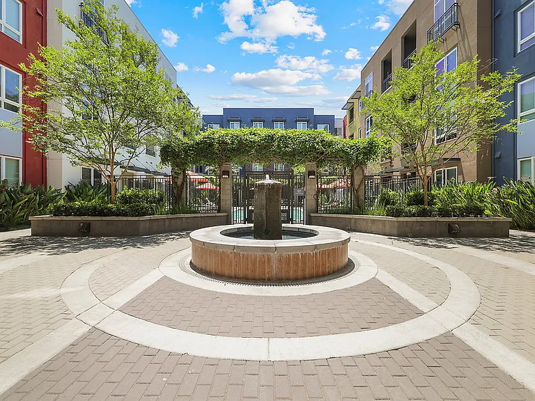 Meridian at Midtown — Photo 52