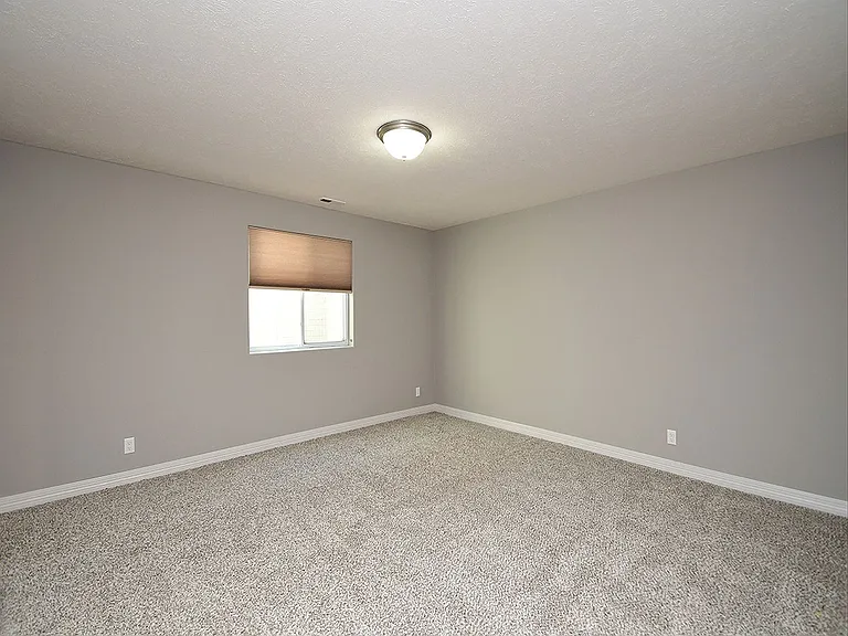 19527 Shadow Ridge Dr — Photo 41