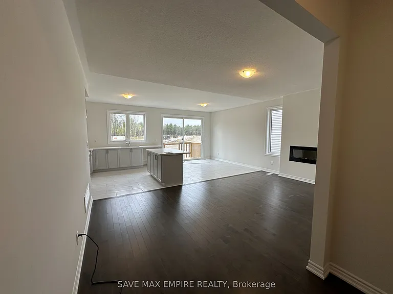 3 Tran St — Photo 4