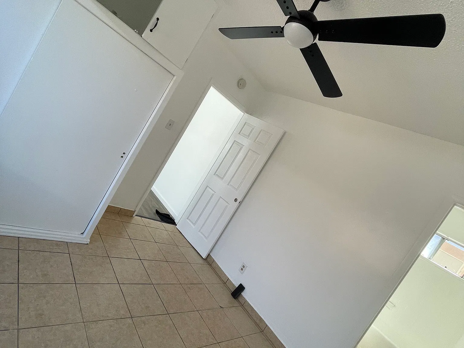 1 bed, $2,200 — Photo 3
