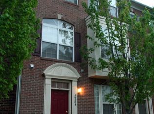 46204 Walpole Ter, Sterling, VA 20165