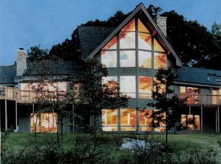 3210 Pine Woods Ln, Carpentersville, IL 60110