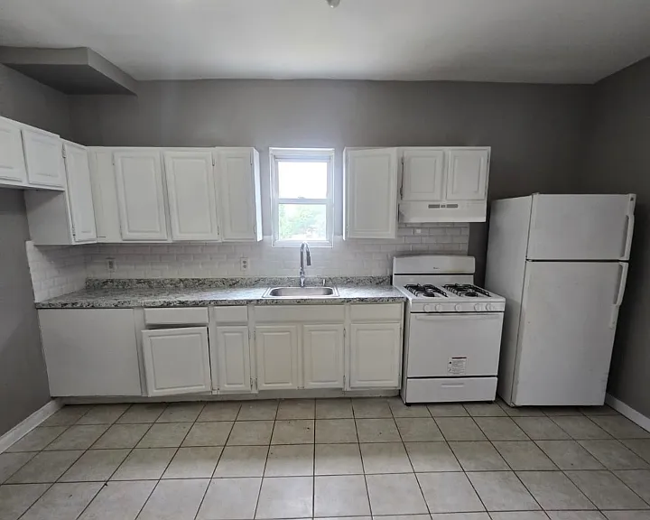 264 S 1st St #1L — Photo 3