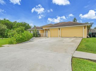 100 SW Lion Ln, Port Saint Lucie, FL 34953