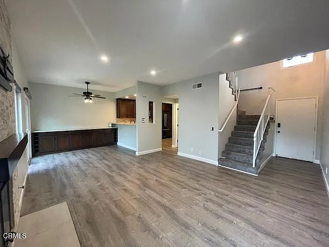 3 bed, 2.5 bath, 1264 sqft, $3,750 — Photo 4