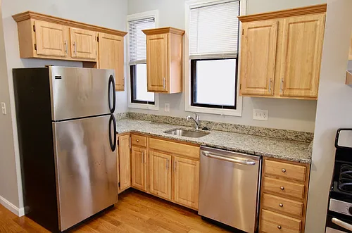 358 Princeton St #2B Photo 1