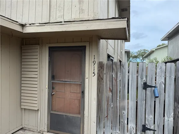 1915 Hidden Way #3, Corpus Christi, TX 78412