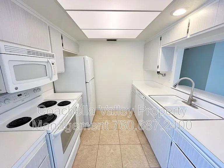 1111 E Ramon Rd #7 — Photo 16