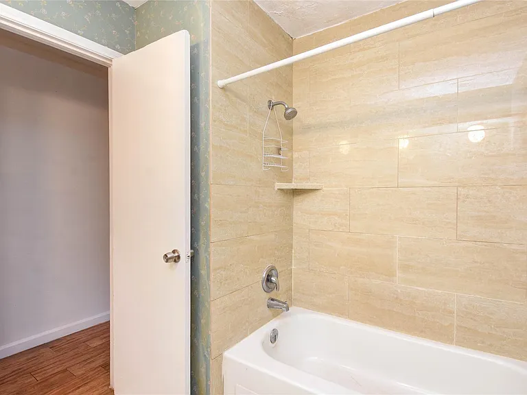 9510 Huntington Way Dr — Photo 28