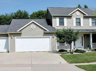 137 Mark Dr, Johnson Creek, WI 53038