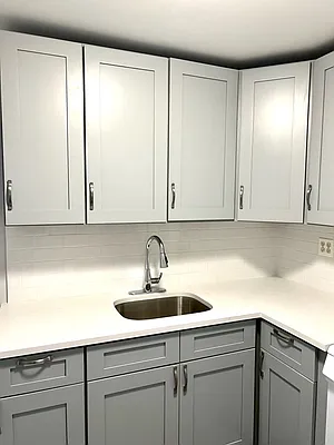 Rented by Bouklis Group | media 2