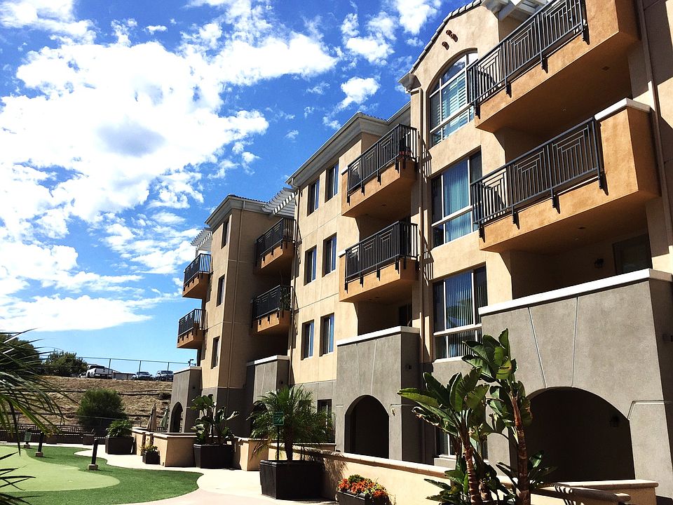 Courtyard - 4th floor