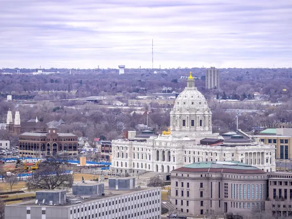 168 6th St E Unit 3901, Saint Paul, MN 55101