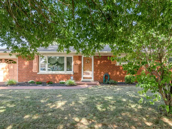 1878 Alexandria Dr, Lexington, KY 40504