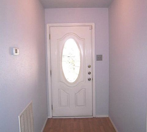 3rd image of 10714 Ambergate Dr