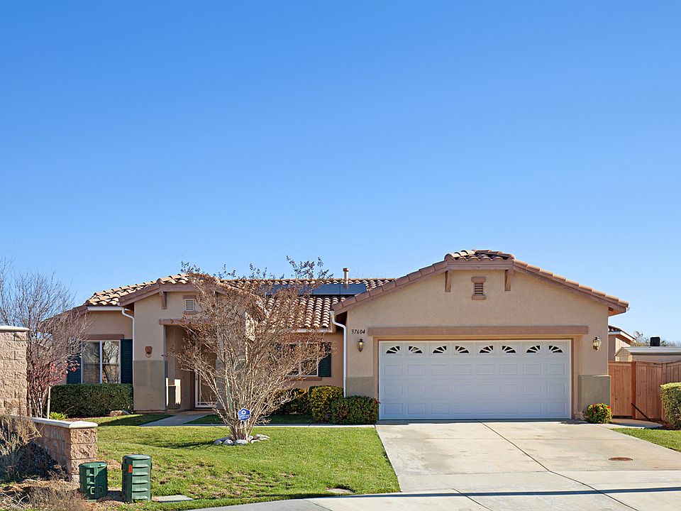 1st image of 37604 Flora Ct