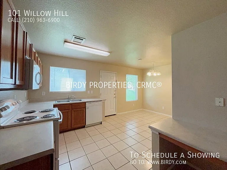 101 Willow Hl — Photo 15
