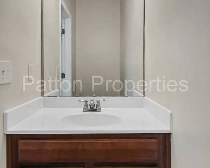 429 S Pickens St — Photo 14