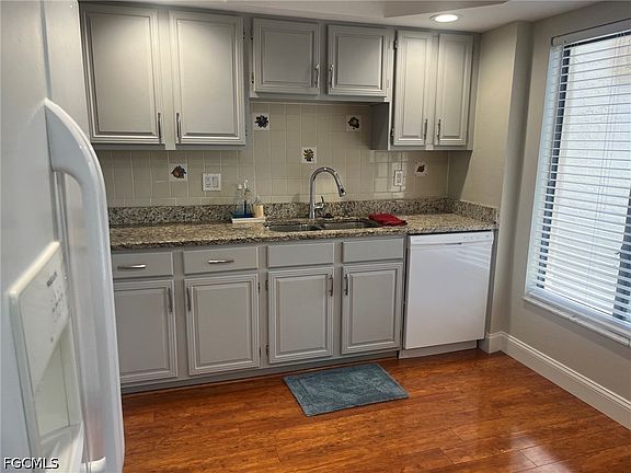 2nd image of 7430 Lake Breeze Dr APT 505