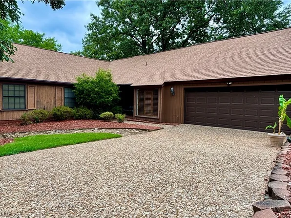1306 Hidden Valley St, Van Buren, AR 72956
