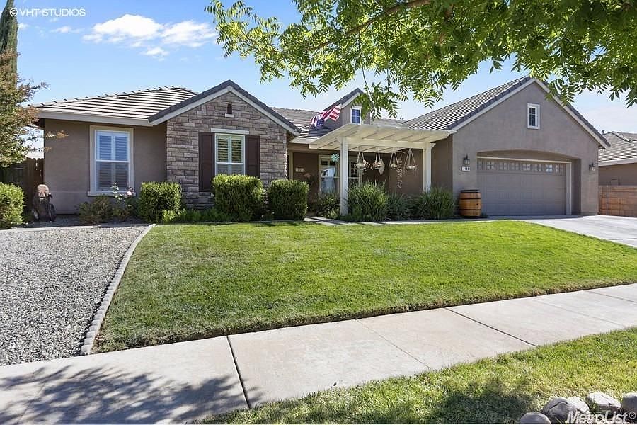 1st image of 2199 Lindenmeir Dr