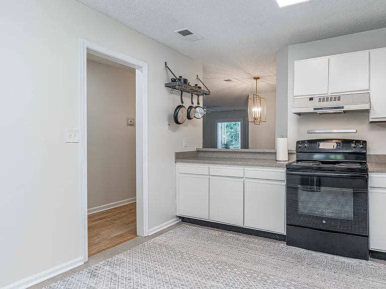 1850 Atlantic Dr #633 — Photo 11