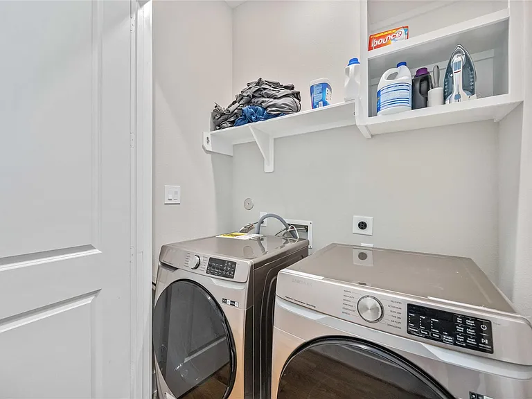 5821 Kansas St — Photo 26