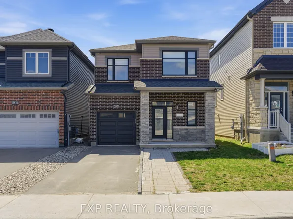 2609 River Mist Rd, Ottawa, ON K2J 6W3