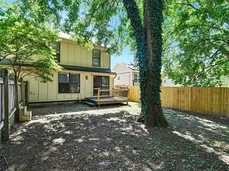 13330 Walnut St — Photo 26