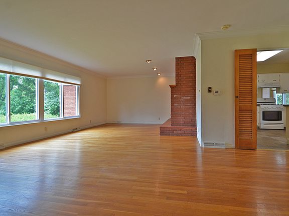 4th image of 775 Glen Ave