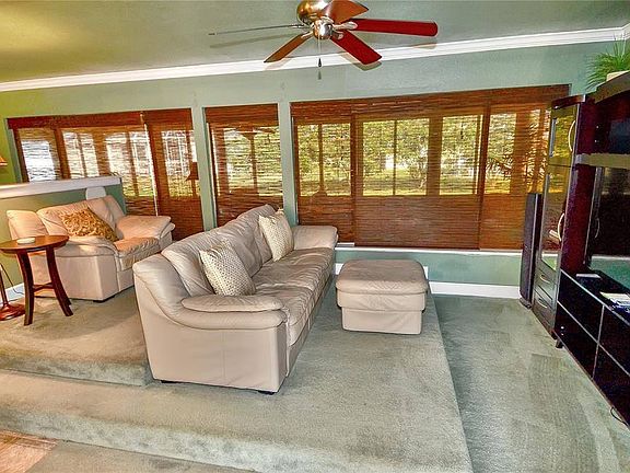 4th image of 523 Sheridan Dr