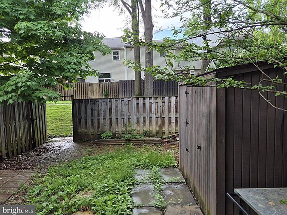 2nd image of 17720 King William Ct #127