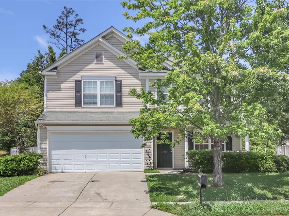 10434 Haddington Dr NW, Charlotte, NC 28269