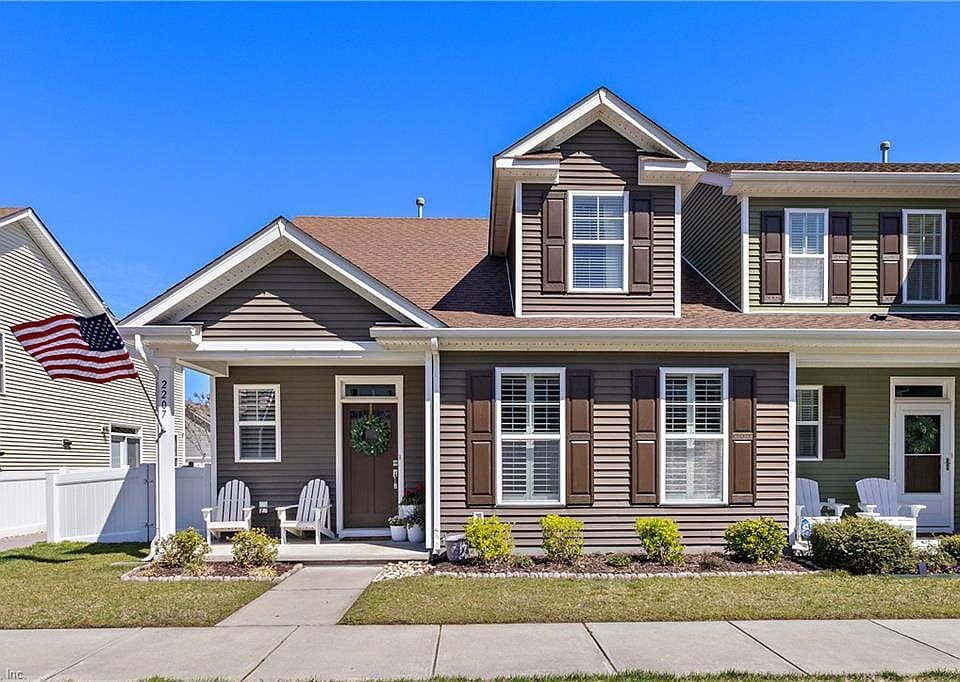 1st image of 2207 Martlet Ln