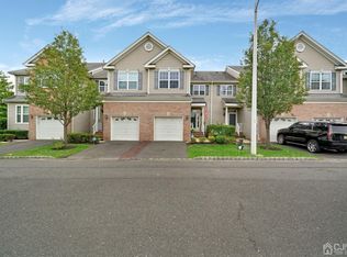 20 Wlodarczyk Pl, Parlin, NJ 08859