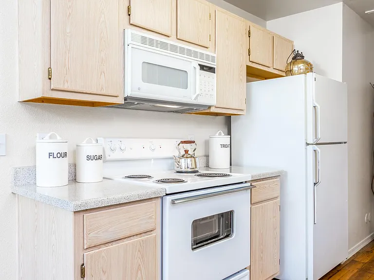 The Condominium at Williams Centre — Photo 22
