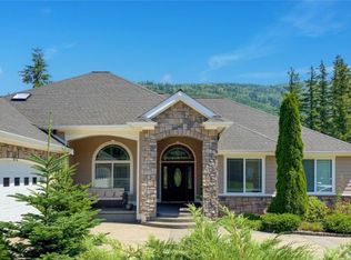 8610 Old Town Rd, Maple Falls, WA 98266