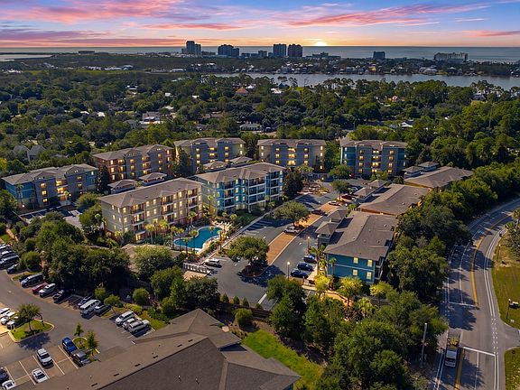 2nd image of 1430 Regency Rd #402D