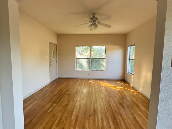 709 E Elmira St, San Antonio, TX 78212